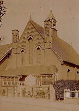 Goldsworth Rd Baptist (Alvina Gould) (2)